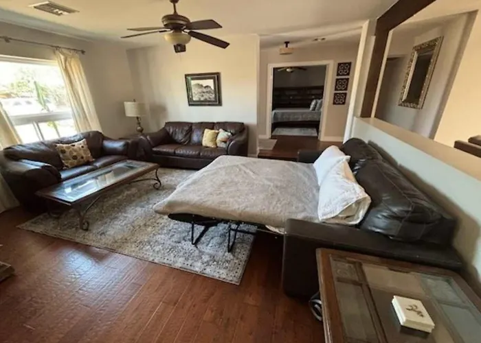 Spacious Kierland Oasis With Pool Heater, Spa, Bbq